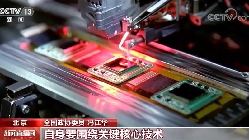 新药研发：外包与自研的差异化之路